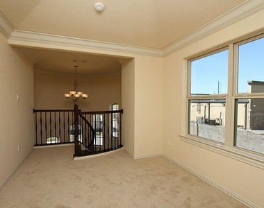 14478 Summerleaf Lane - Photo Thumbnail 11
