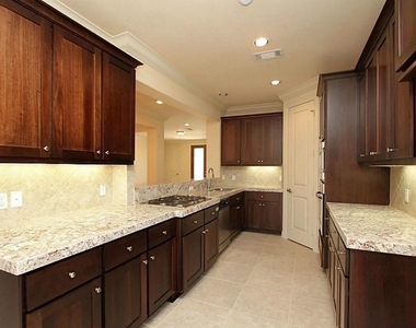 14478 Summerleaf Lane - Photo Thumbnail 7