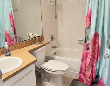 2465 S Washington Avenue - Photo Thumbnail 6