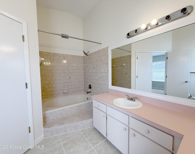 866 Hanau Avenue Nw - Photo Thumbnail 12