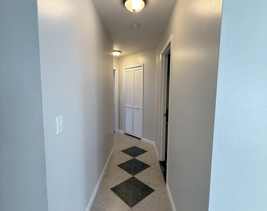 866 Hanau Avenue Nw - Photo Thumbnail 13