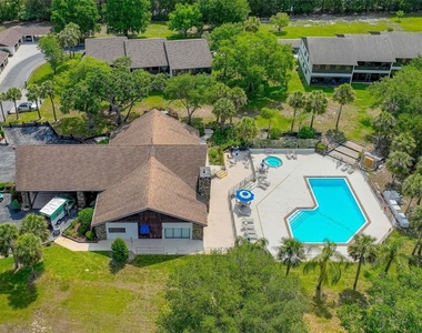 7032 River Run Boulevard - Photo Thumbnail 27