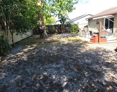 6430 Lomand Avenue - Photo Thumbnail 15