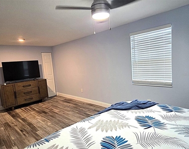 5105 Tangerine Avenue S - Photo Thumbnail 23