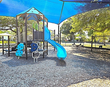 5105 Tangerine Avenue S - Photo Thumbnail 34