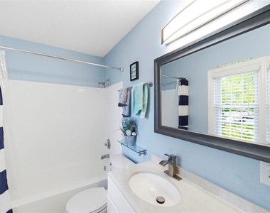 5107 Salmon Drive Se - Photo Thumbnail 18