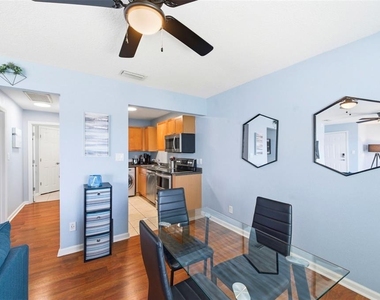 5107 Salmon Drive Se - Photo Thumbnail 6