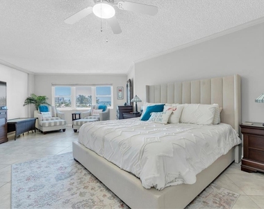 6500 Sunset Way - Photo Thumbnail 21