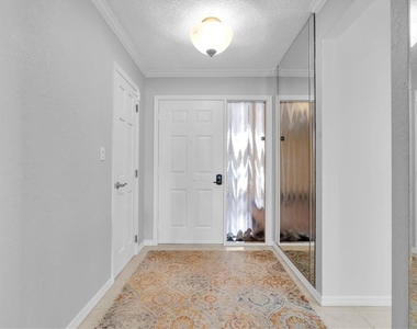 6500 Sunset Way - Photo Thumbnail 2