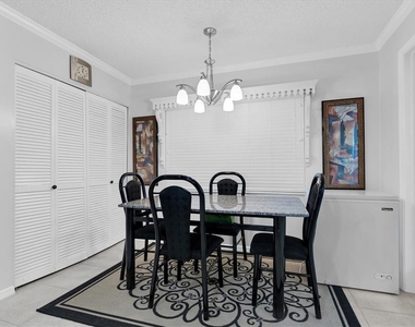 6500 Sunset Way - Photo Thumbnail 10