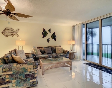 18304 Gulf Boulevard - Photo Thumbnail 22