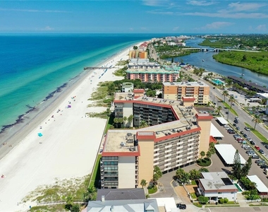 18304 Gulf Boulevard - Photo Thumbnail 2