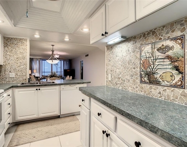 18304 Gulf Boulevard - Photo Thumbnail 13
