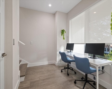 623 Petit Way - Photo Thumbnail 22