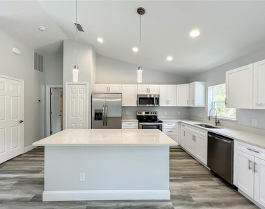 15962 Sw 53rd Court - Photo Thumbnail 2