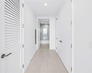 400 Central Avenue - Photo Thumbnail 16