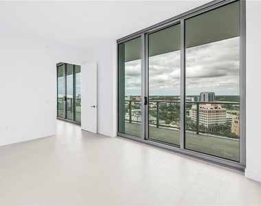 400 Central Avenue - Photo Thumbnail 11