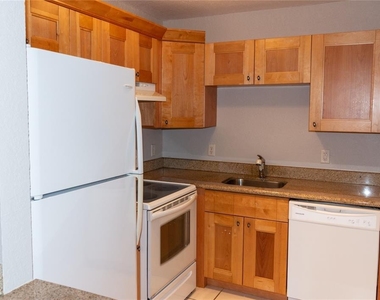 3914 W Neptune Street - Photo Thumbnail 3