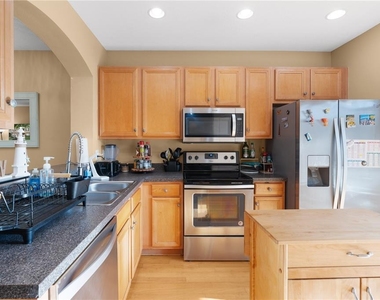 12322 Foxmoor Peak Drive - Photo Thumbnail 16