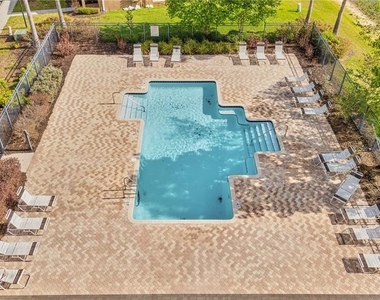 12322 Foxmoor Peak Drive - Photo Thumbnail 32