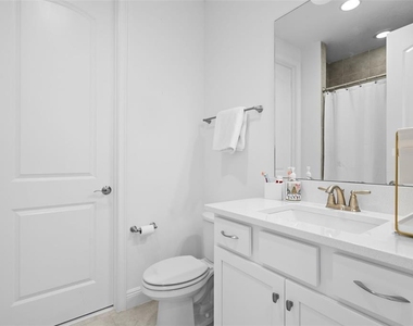 13736 Larkton Lane - Photo Thumbnail 37