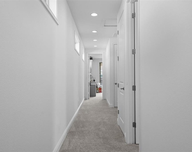 13736 Larkton Lane - Photo Thumbnail 33