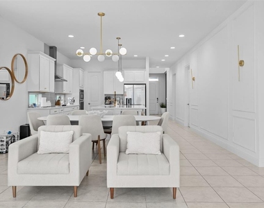 13736 Larkton Lane - Photo Thumbnail 17