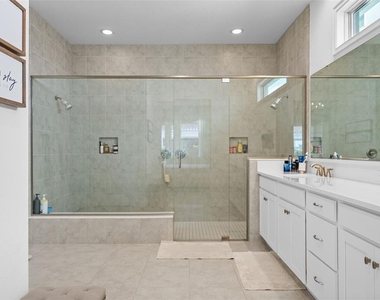 13736 Larkton Lane - Photo Thumbnail 23