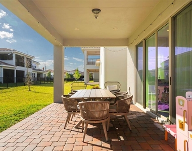 13736 Larkton Lane - Photo Thumbnail 28