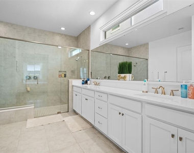 13736 Larkton Lane - Photo Thumbnail 24