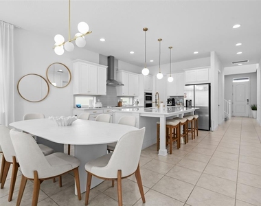 13736 Larkton Lane - Photo Thumbnail 12