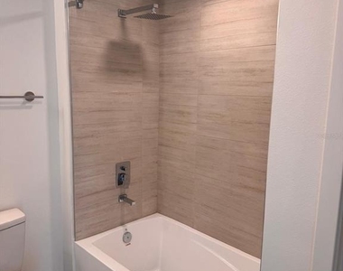 5587 Millenia Boulevard - Photo Thumbnail 7