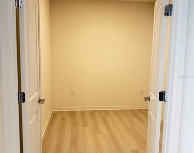 5587 Millenia Boulevard - Photo Thumbnail 10