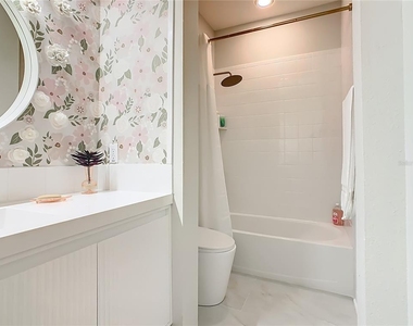 790 Carmel La - Photo Thumbnail 36