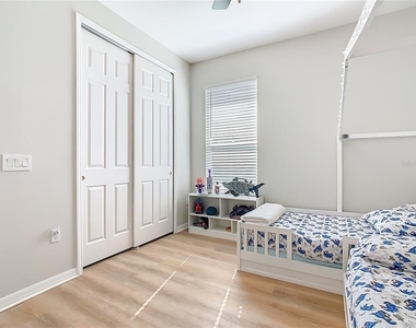 790 Carmel La - Photo Thumbnail 29