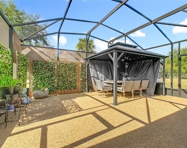 790 Carmel La - Photo Thumbnail 47