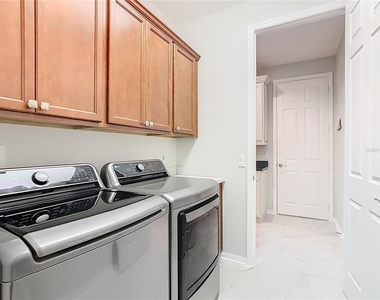 790 Carmel La - Photo Thumbnail 42