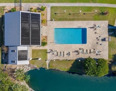 2925 N Rivers Edge Boulevard - Photo Thumbnail 43