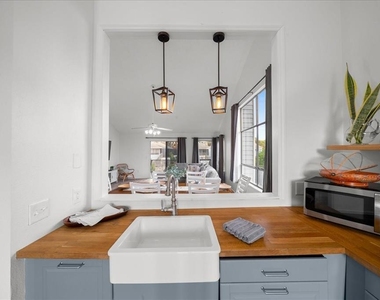 2925 N Rivers Edge Boulevard - Photo Thumbnail 50