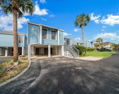 2925 N Rivers Edge Boulevard - Photo Thumbnail 28