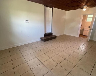 319 22nd Street Sw - Photo Thumbnail 6