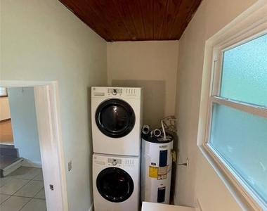 319 22nd Street Sw - Photo Thumbnail 14