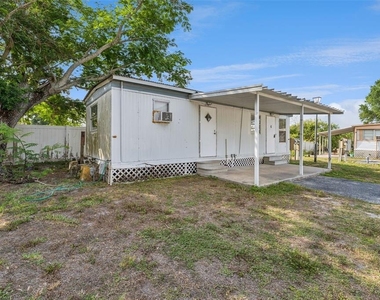 2854 Lake Alfred - Photo Thumbnail 1