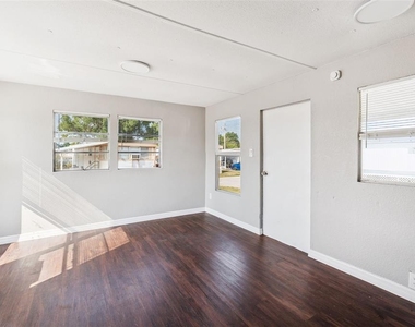 2854 Lake Alfred - Photo Thumbnail 3