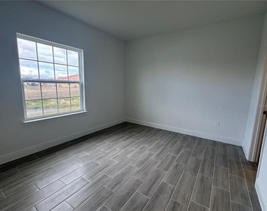 1602 Cumin Drive - Photo Thumbnail 6