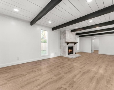 2203 Nottingham Road - Photo Thumbnail 8