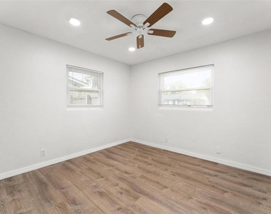 2203 Nottingham Road - Photo Thumbnail 16