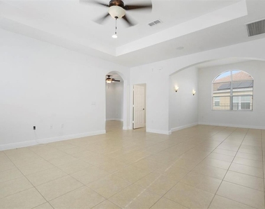 4475 Biscayne Breeze Way - Photo Thumbnail 5