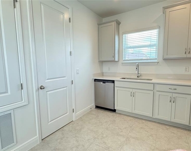 9703 Undset Alley - Photo Thumbnail 7