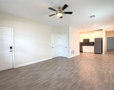2638 Camden Park Loop - Photo Thumbnail 44